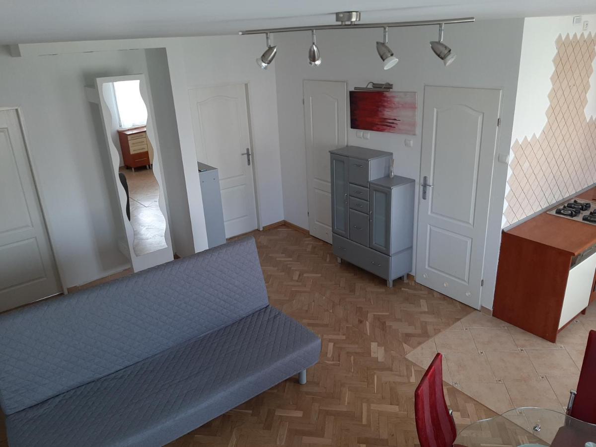 Apartament Bella ブンツラウ エクステリア 写真