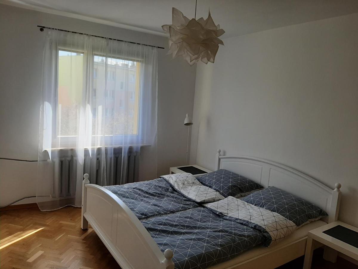 Apartament Bella ブンツラウ エクステリア 写真