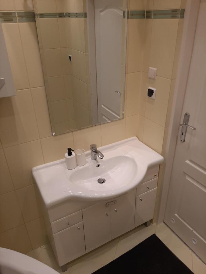 Apartament Bella ブンツラウ エクステリア 写真