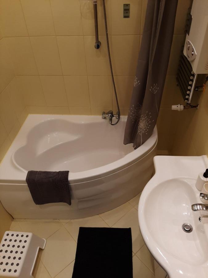 Apartament Bella ブンツラウ エクステリア 写真
